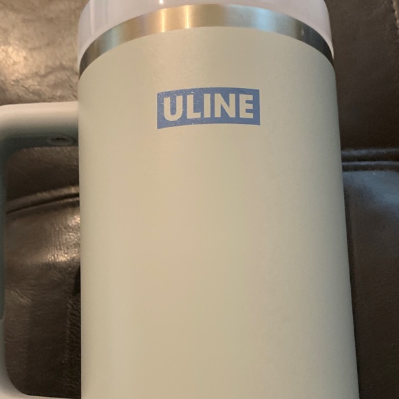 Stanley Light Gray Quencher Tumbler - Picture 2 of 2